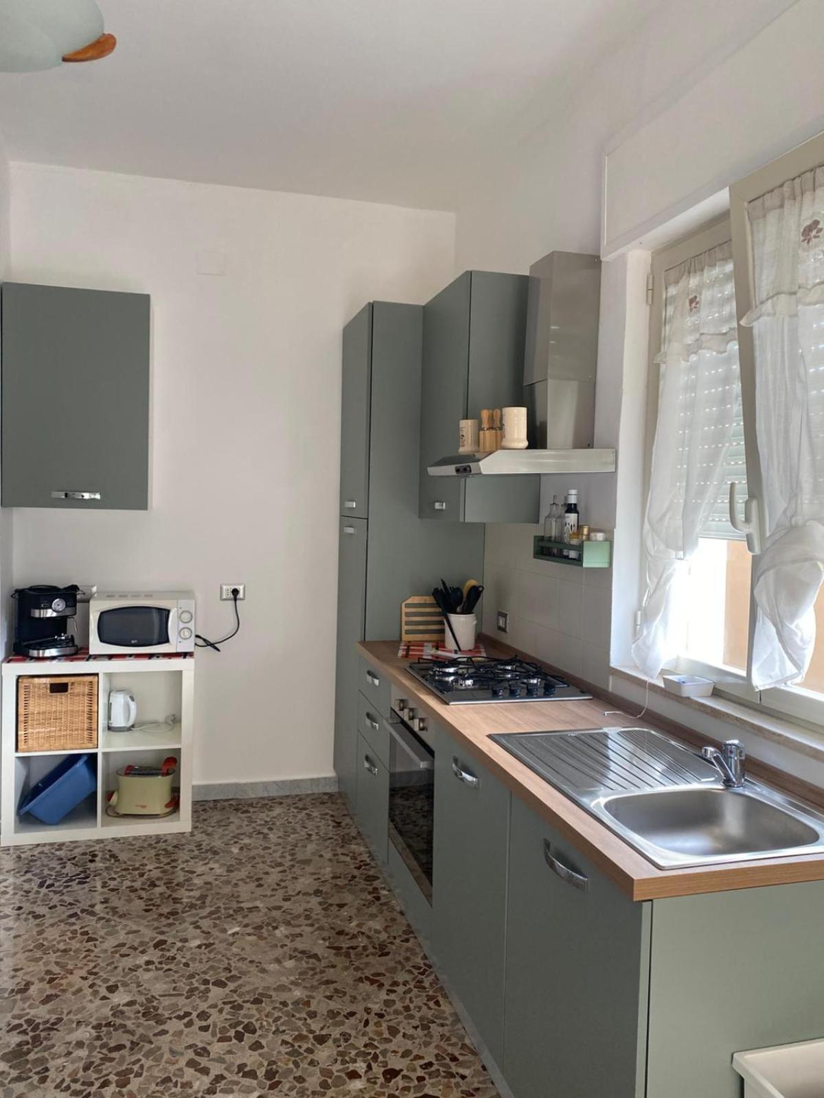 Alloggio Ugo Foscolo Monopoli Exteriör bild